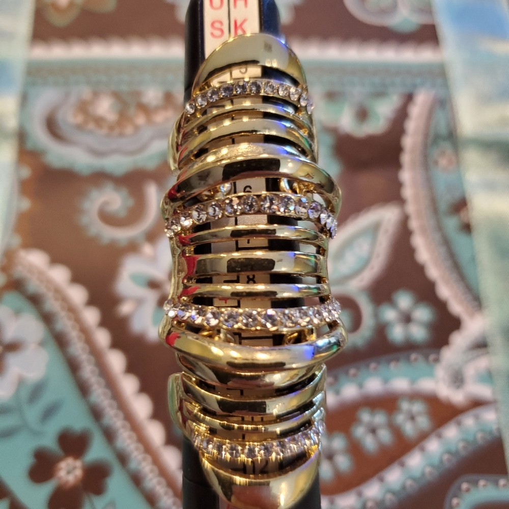 Finger ring - Picture 6 of 7